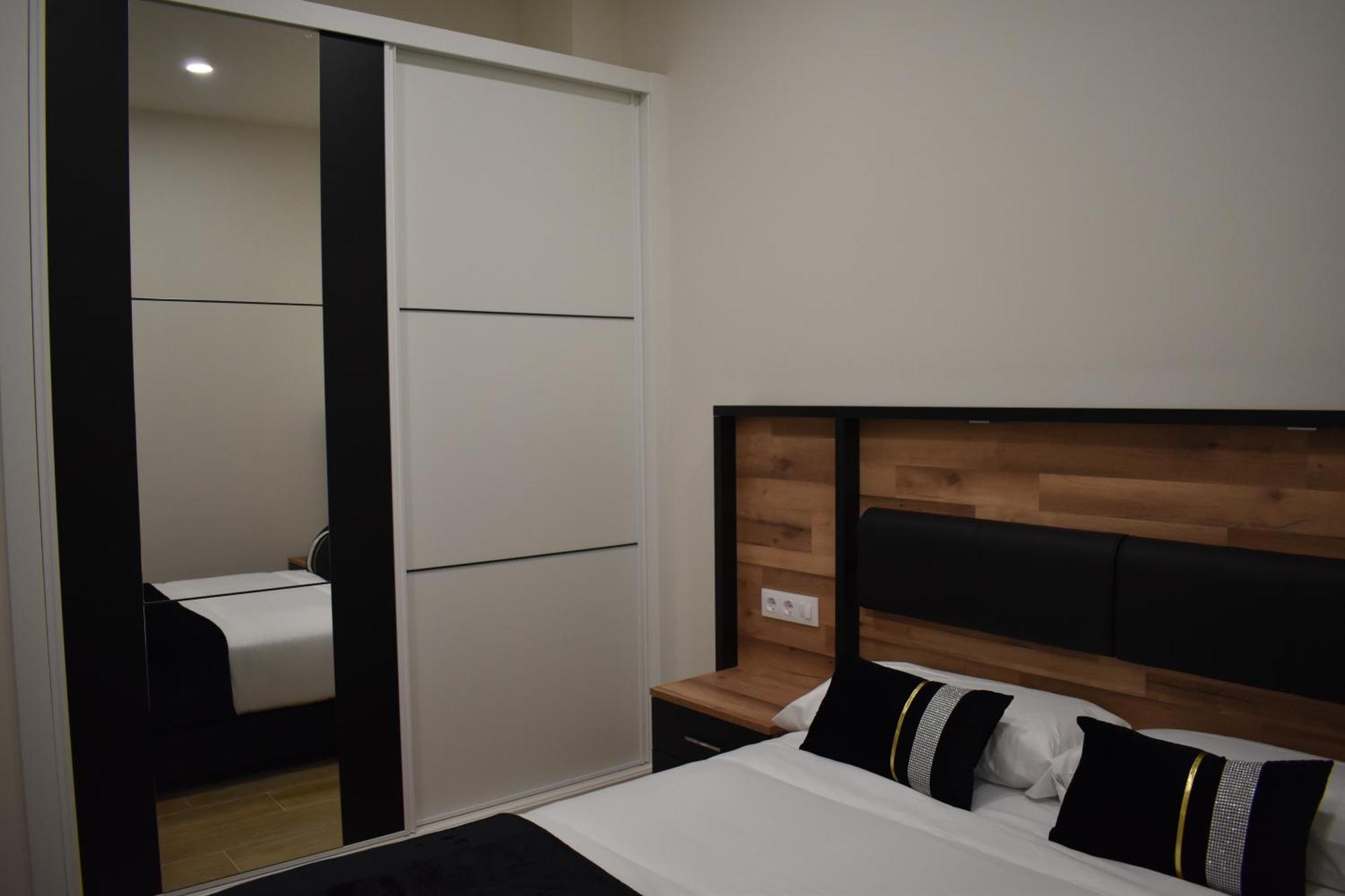 Apartamentos Silgar Plaza サンシェンショ エクステリア 写真